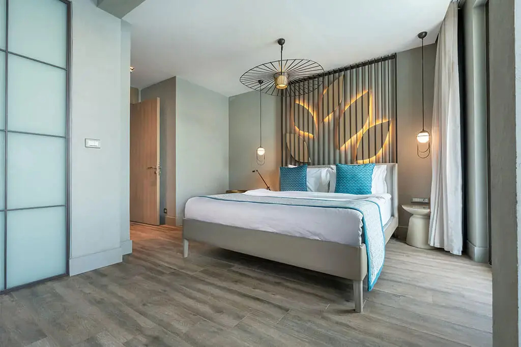 Deluxe Cave Double Suite with sea view (full double bed)