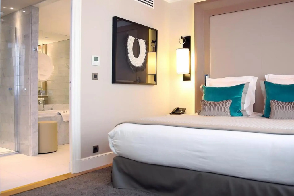 Superior Double Junior Suite (full double bed)