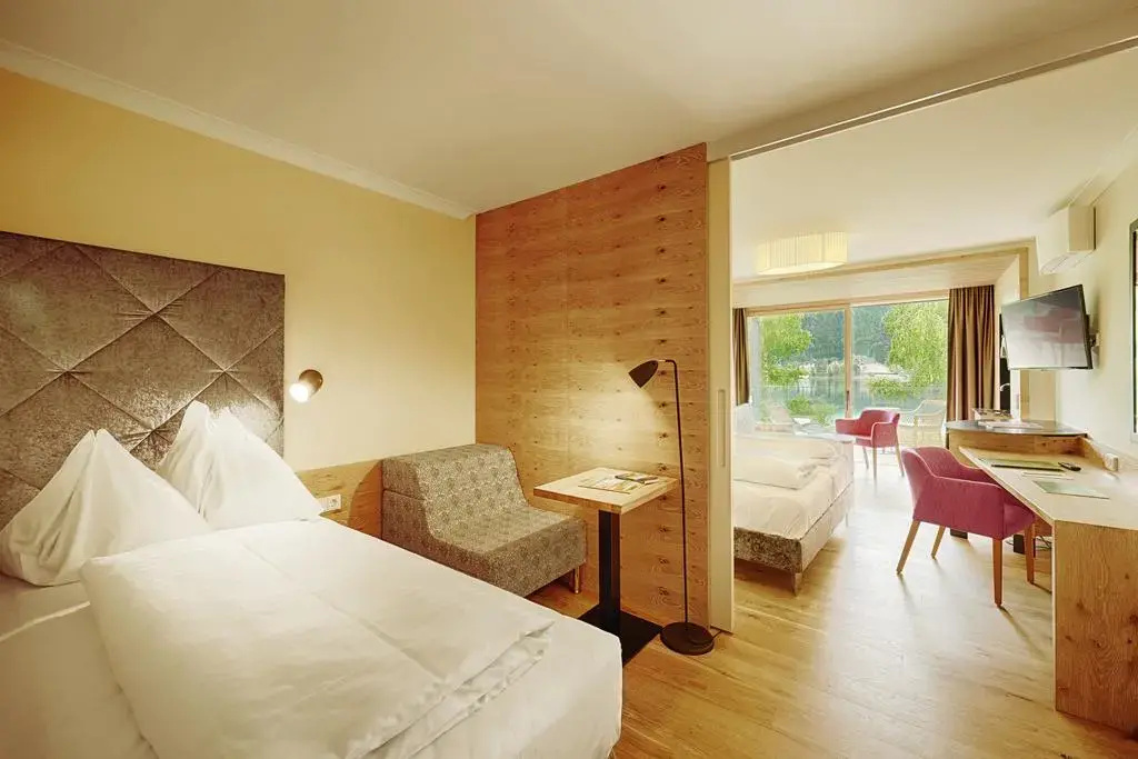 Amerika-Holzer Hotel Resort - Chambres