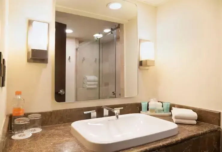 MS Milenium Monterrey, Curio Collection by Hilton - Chambres