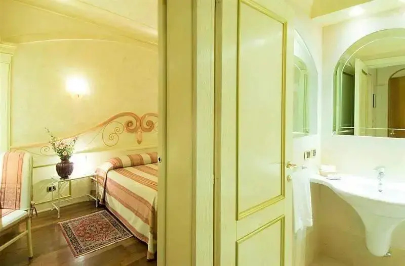 Colomba D'Oro Hotel - Chambres