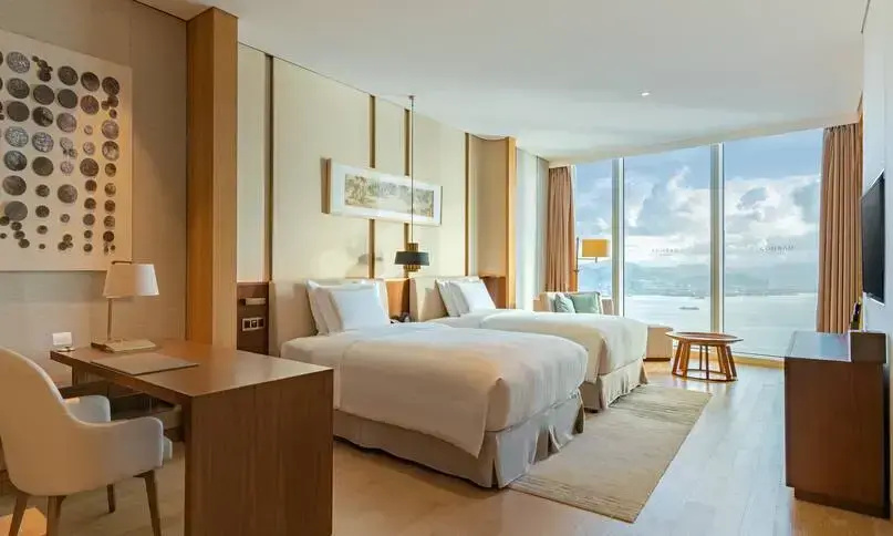 Premier Quadruple room with sea view