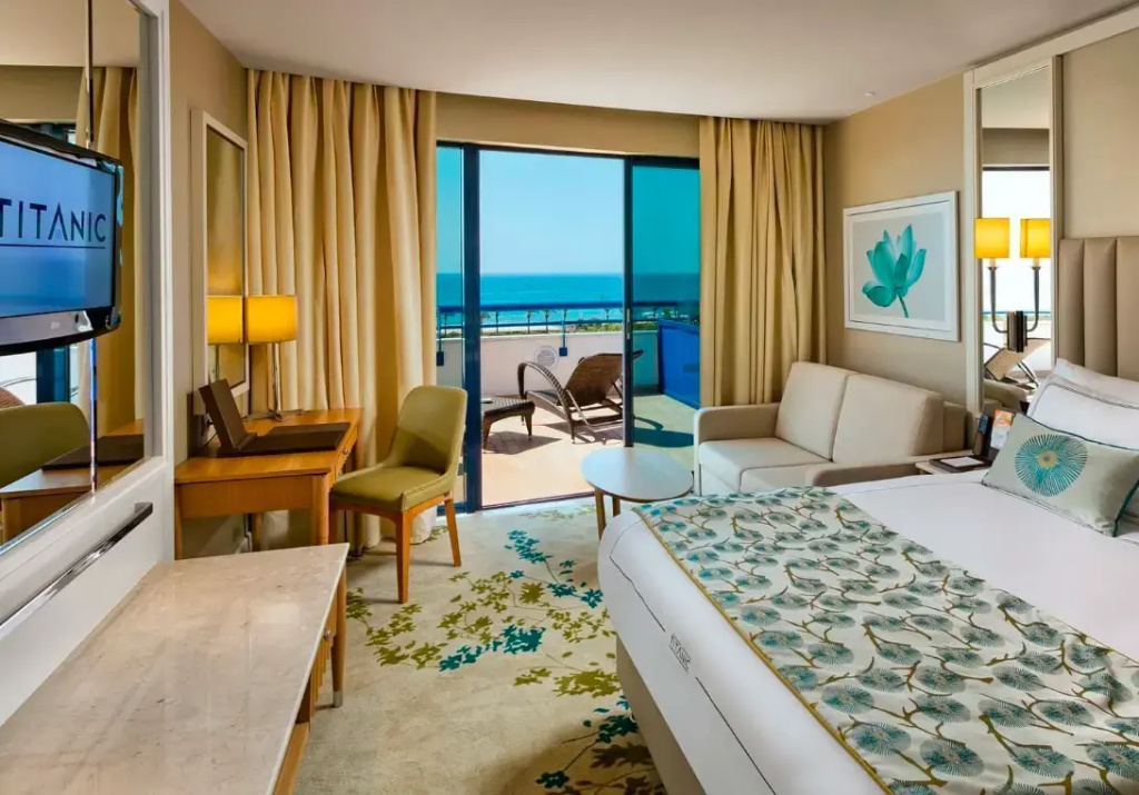 Double Junior Suite (full double bed)