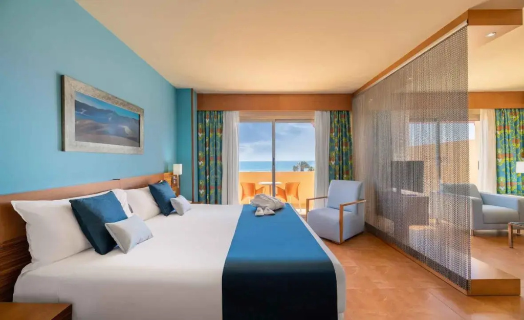 Double Junior Suite (full double bed)