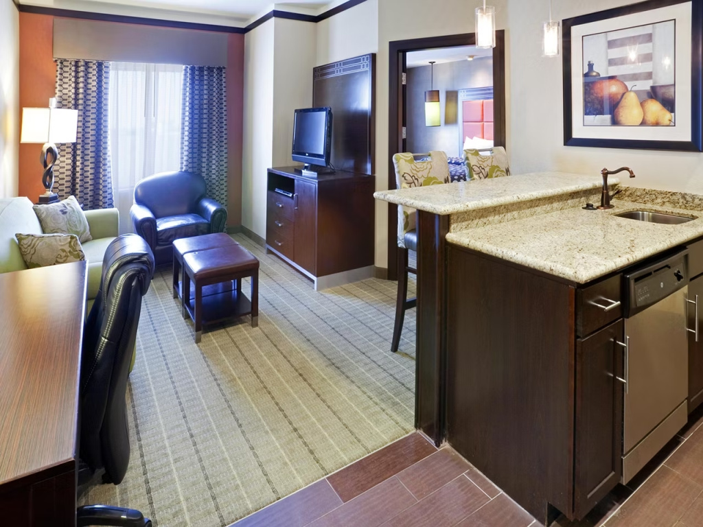 Staybridge Suites DFW Airport North by IHG - Chambres