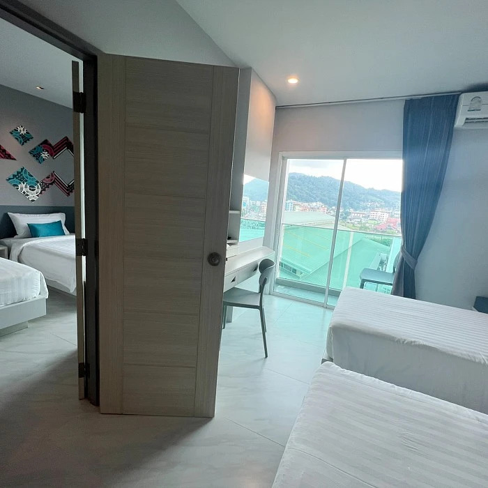 Двухместный номер Connecting Superior 2 отдельные кровати в The Crib Patong