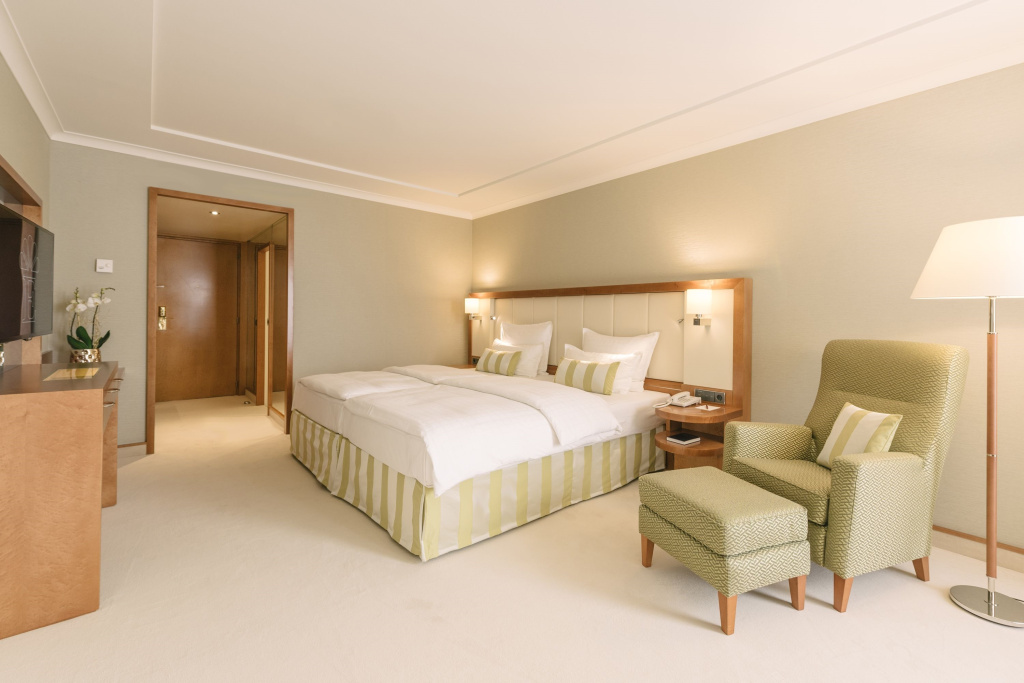 Courtyard Double room (full double bed)