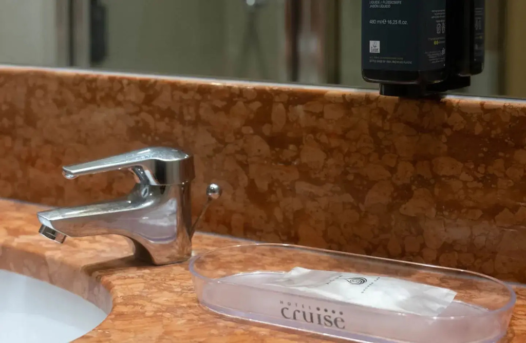 Cruise Hotel - Chambres