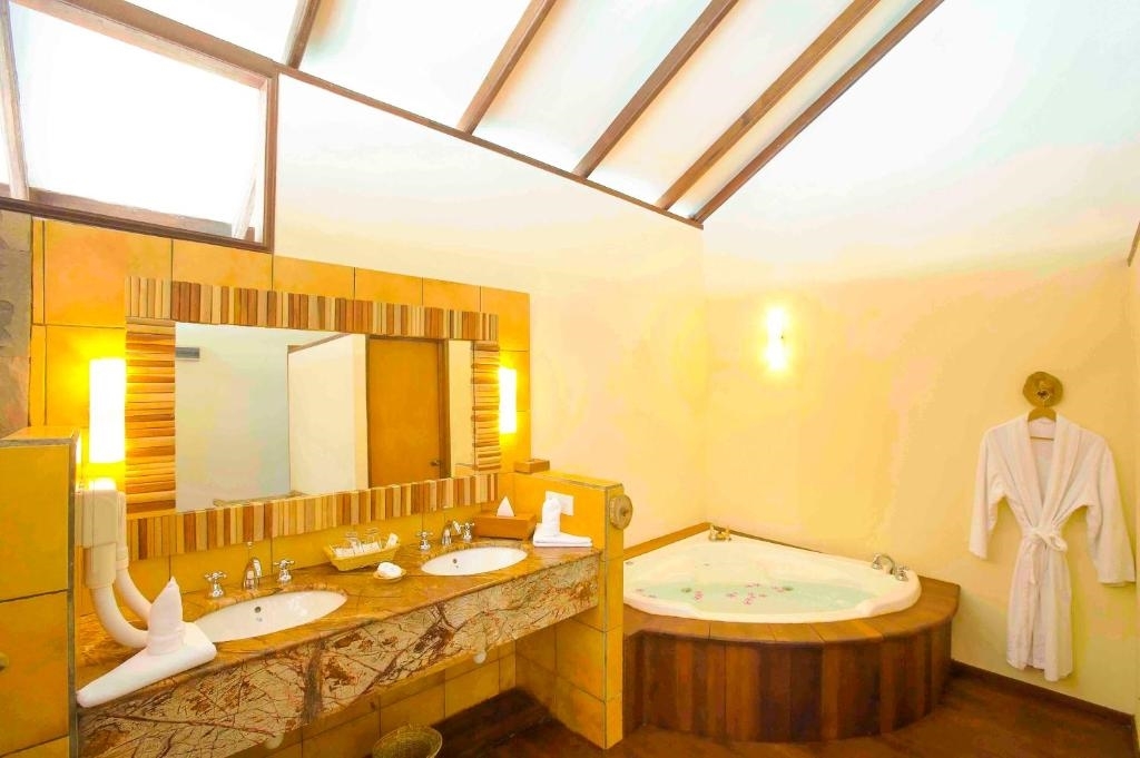 Filitheyo Island Resort