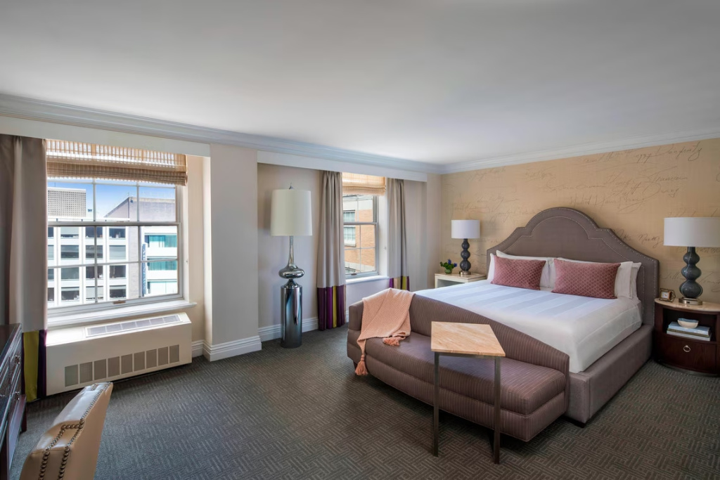 The Mayflower Hotel, Autograph Collection - Chambres