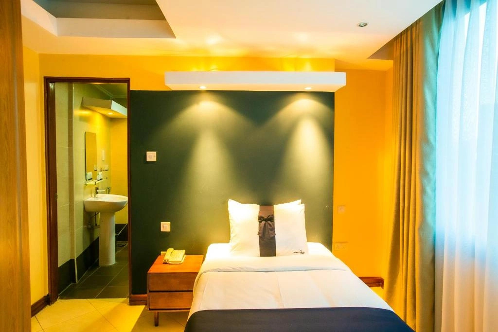 Hotel photo 12