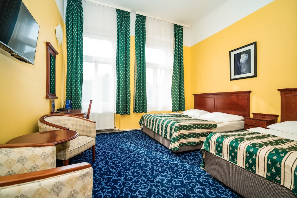 Triple room