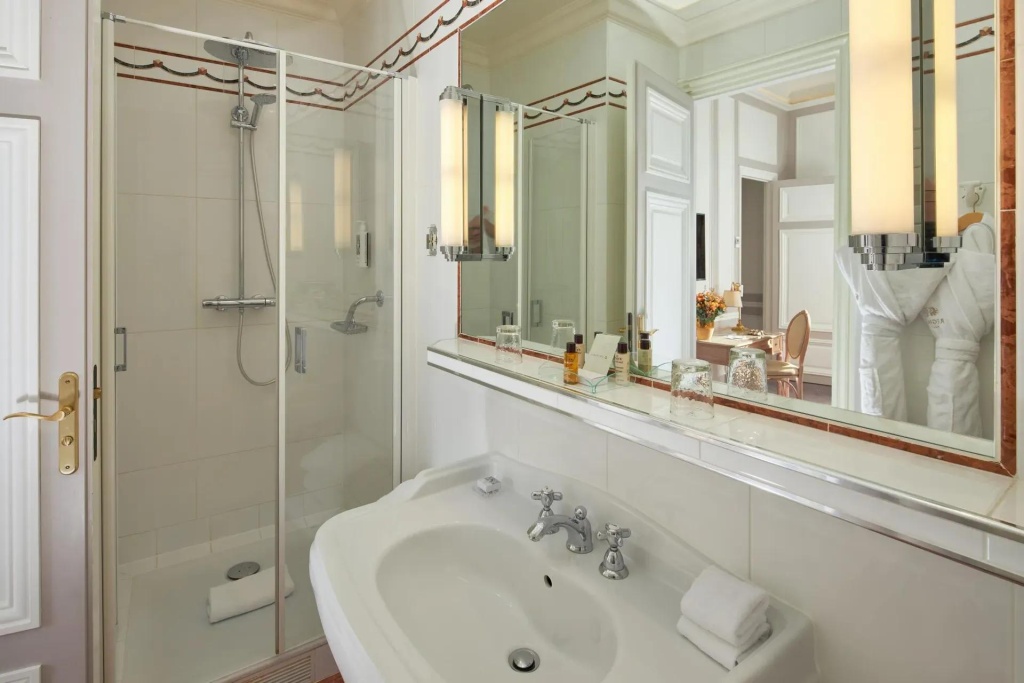 Hotel Regina Louvre 118