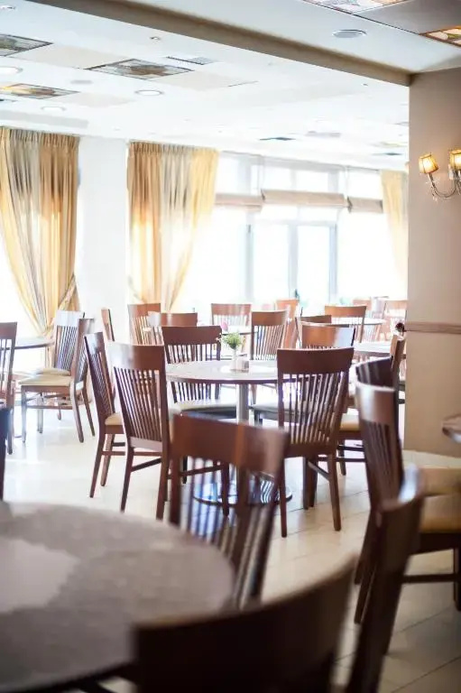 Crystal City Hotel - Général