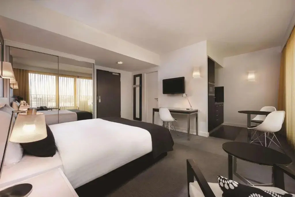 Premier Double Studio twin beds