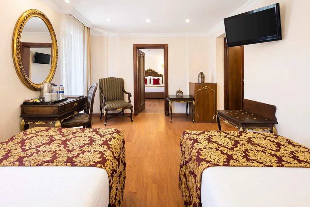 Connection room