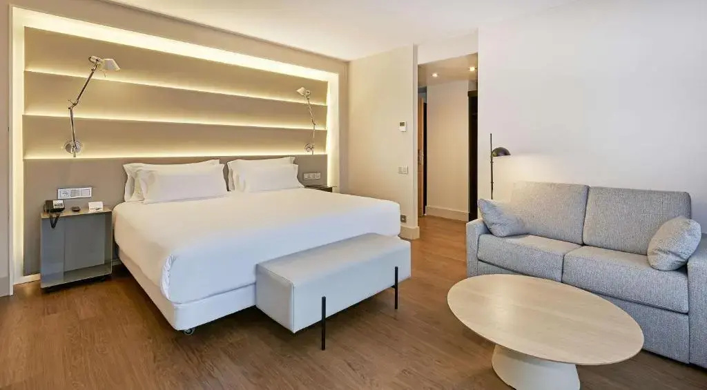 Double Junior Suite (twin beds)