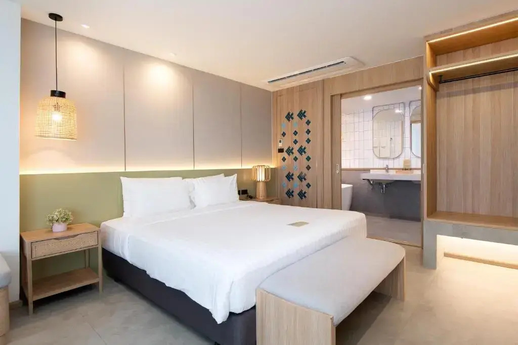 Двухместный люкс с видом на океан двуспальная кровать в Jomtien Thani Hotel