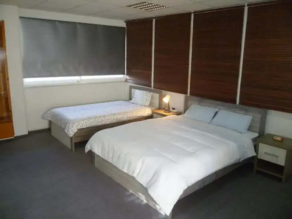 Triple room
