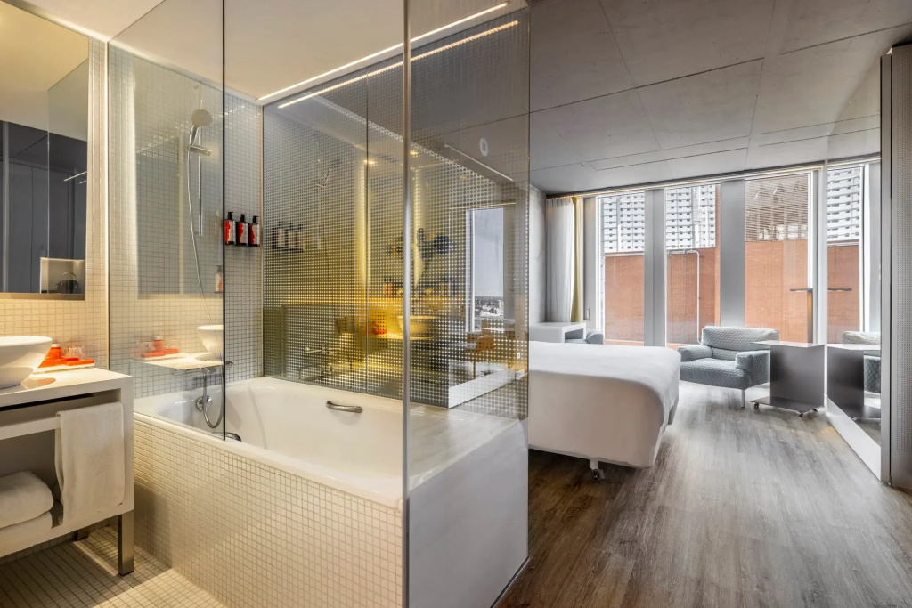 Nhow room (twin beds)