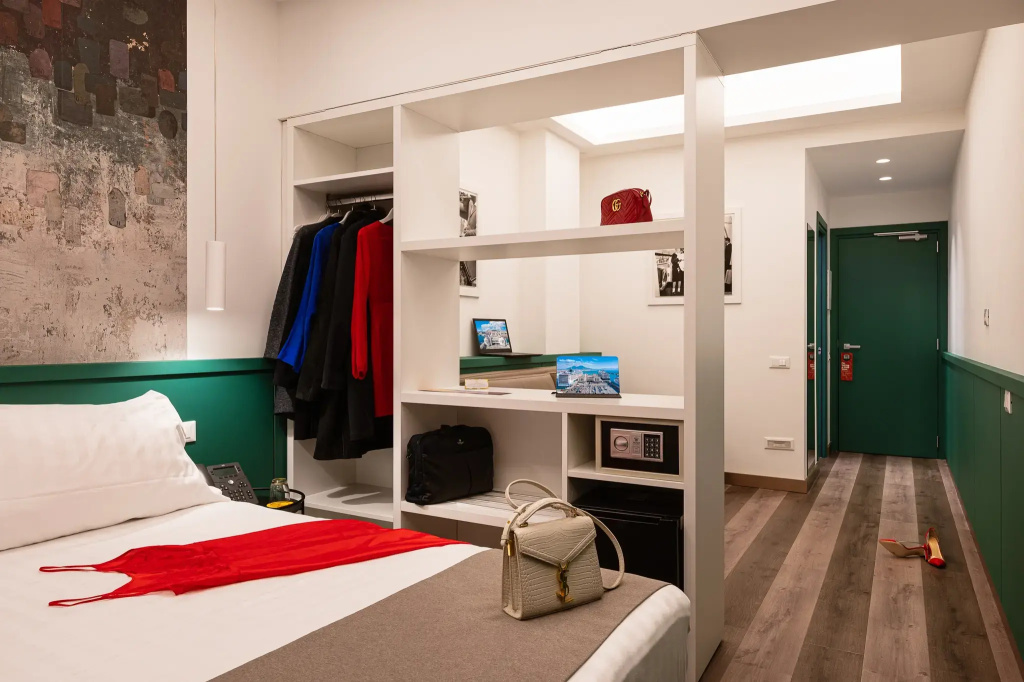 Deluxe Double room (twin beds)