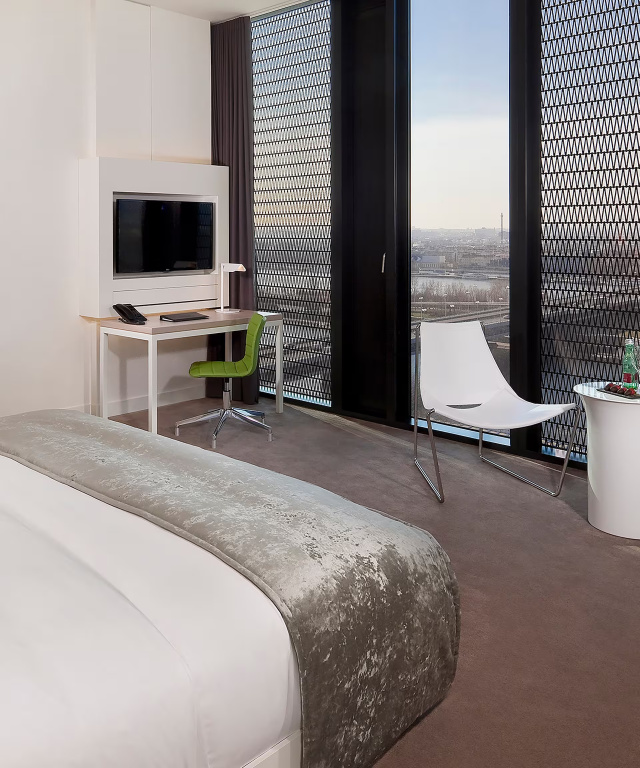 The Level Double room (full double bed)