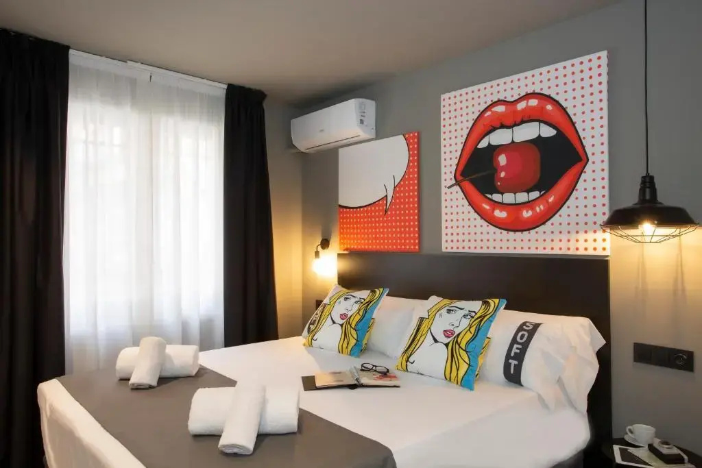 Casual Pop Art Benidorm - Général