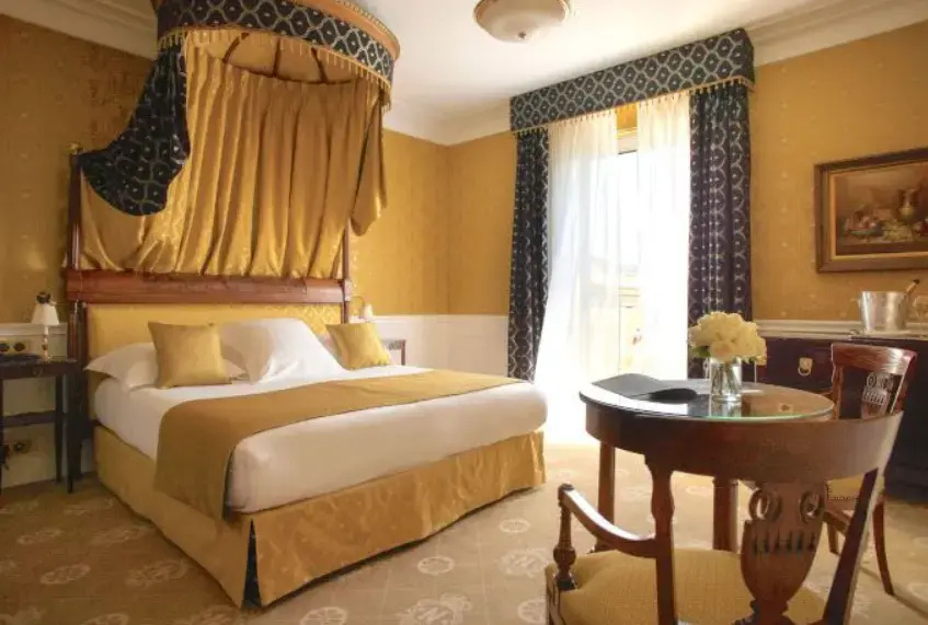 Exclusive Double room (full double bed)