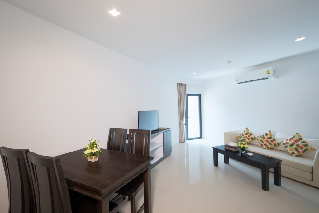 Patong Bay Hill Resort - Chambres