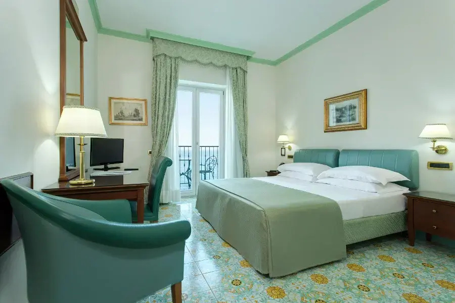 Belvedere Double Suite with sea view (full double bed)