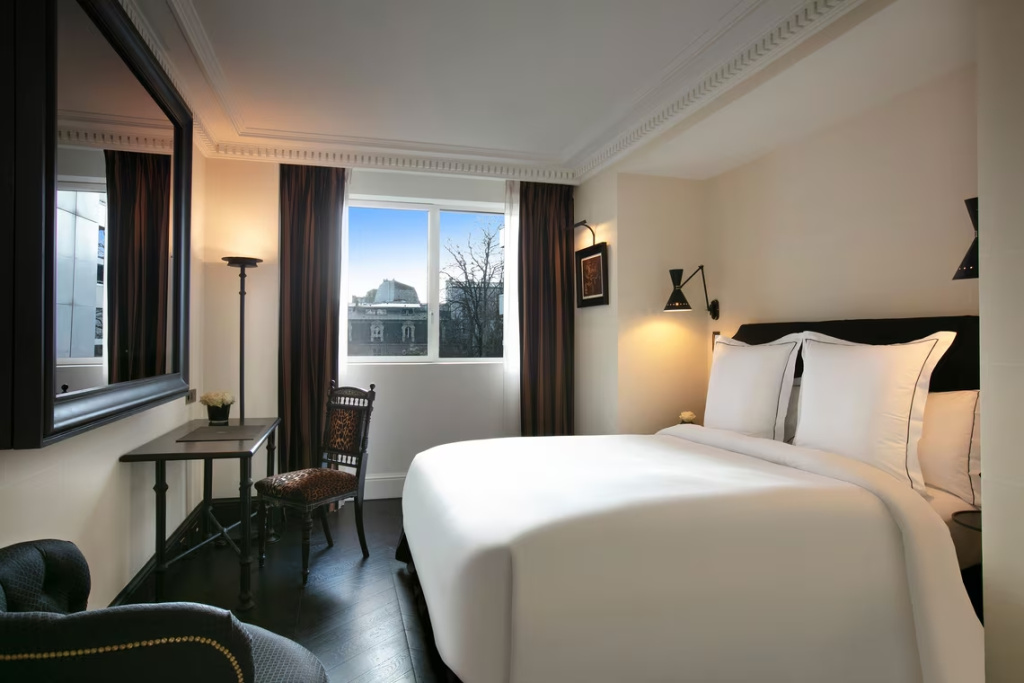 Hôtel de Berri Champs-Élysées, a Luxury Collection Hotel 51