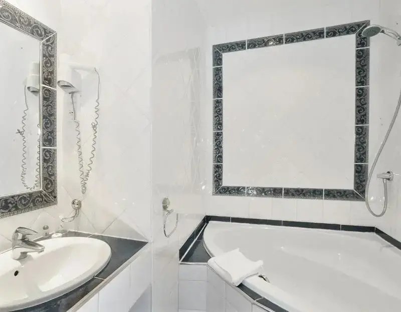 Hotel Europe Saint Severin Paris - Chambres