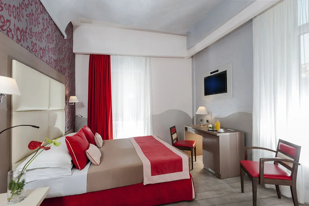 Double room (full double bed)