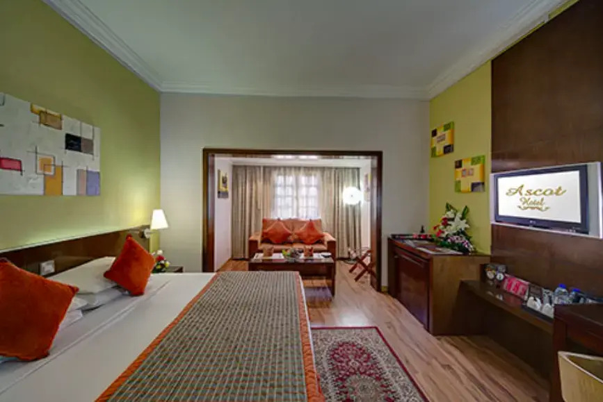 Ascot Hotel