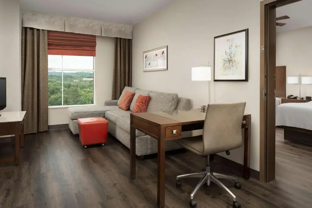 Embassy Suites by Hilton Birmingham Hoover Hotel - Général