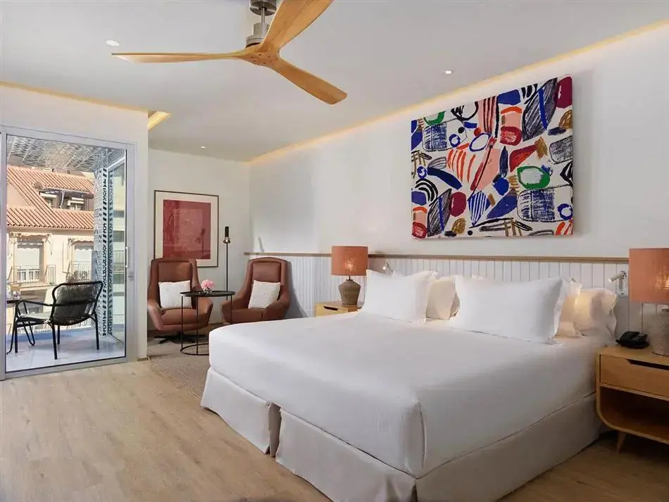 Double Croma Suite (full double bed)