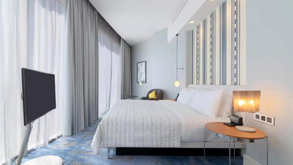Executive Double Suite (full double bed)