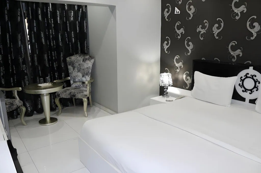 Deluxe Single room
