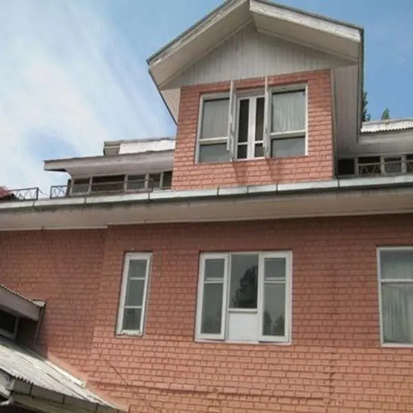 Vasundra Guest House