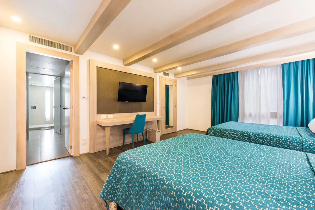 Executive Master Quadruple room