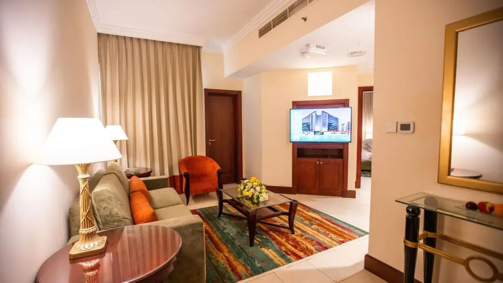 City Seasons Suites - Chambres
