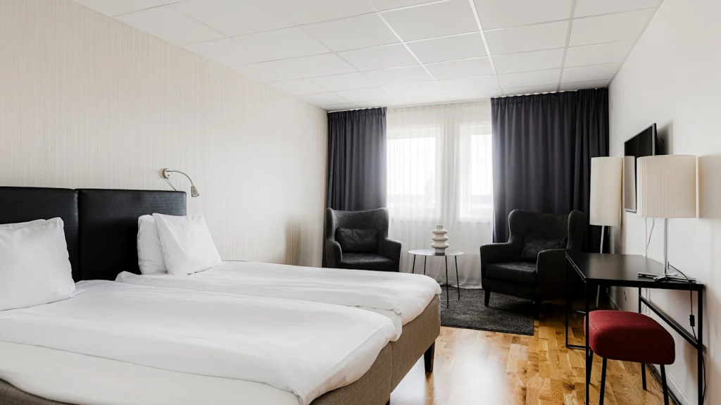 Standard Double room (full double bed)