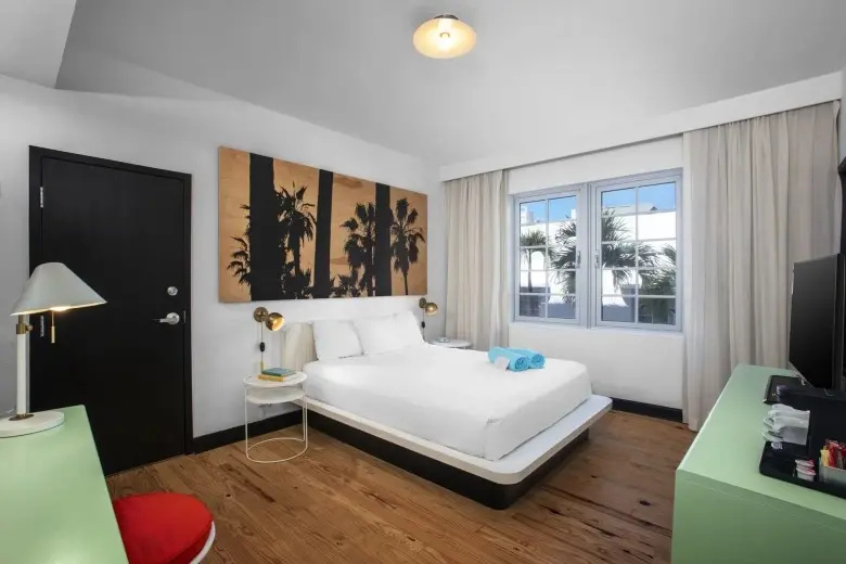 City Double Axel (full double bed)