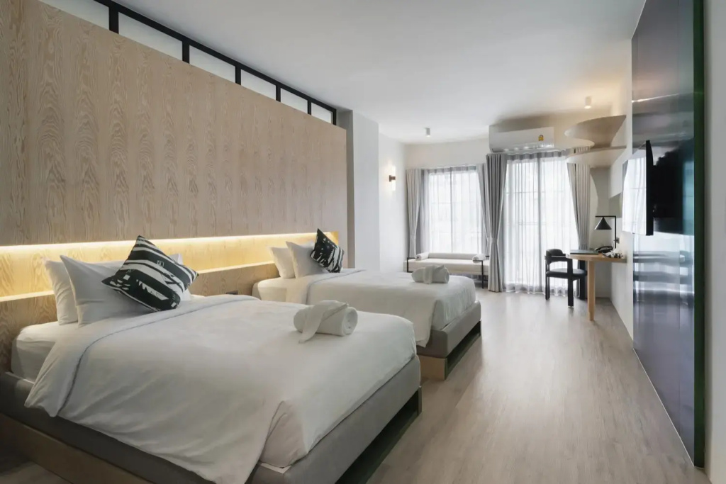 Deluxe Double room (twin beds)