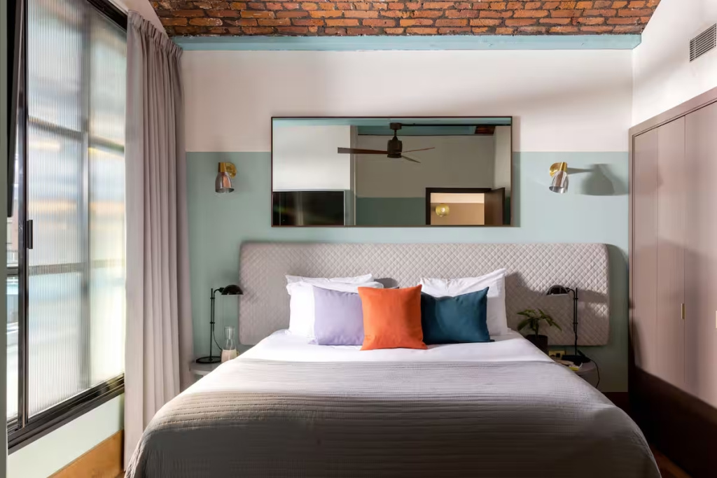 1 Bedroom Double Apartment (full double bed)