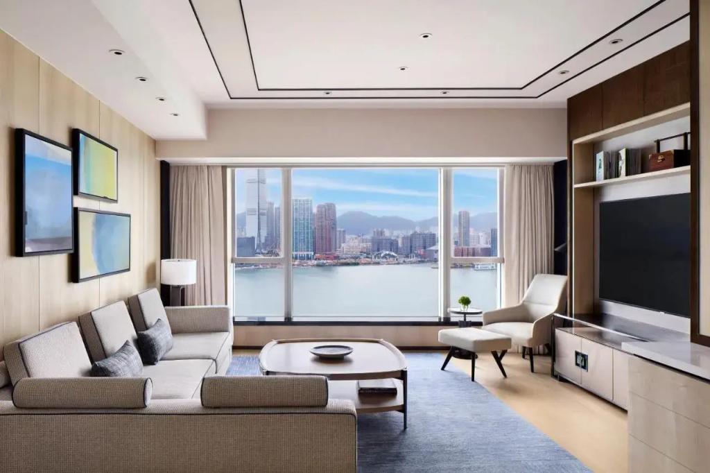 Four Seasons Hotel Hong Kong — фото