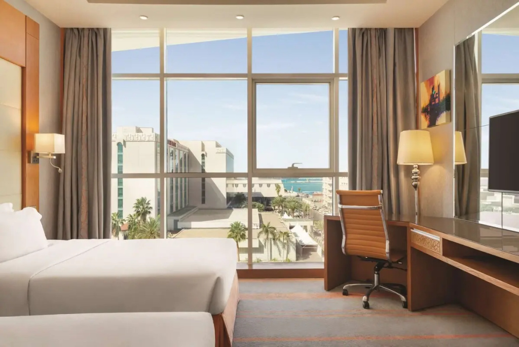 Standard Double room with city view (twin beds)