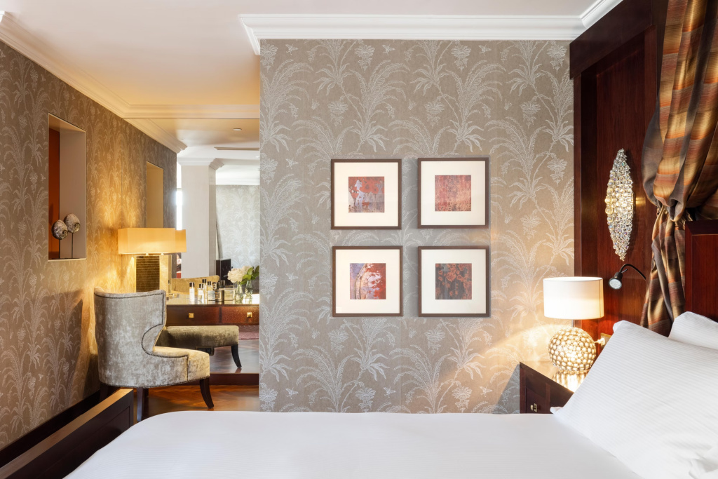 Royal Double Suite (full double bed)