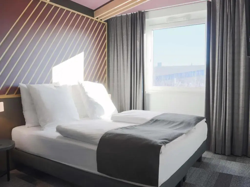 Superior Double room (full double bed)