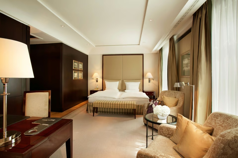 Executive Double room (full double bed)